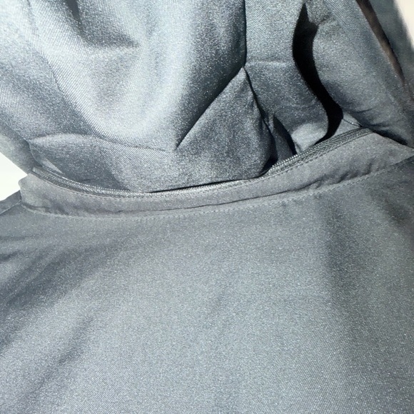 Nike Dri-Fit Jacket Women’s Lrg Logo Embroidered Full Zip Packable Hoodie Black - Picture 5 of 7